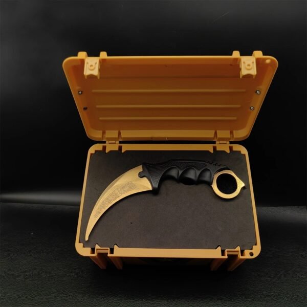 Karambit ✩ | Lore