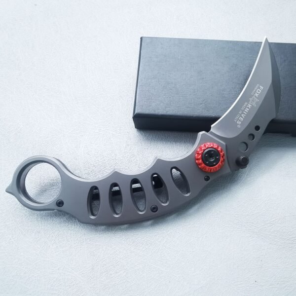 Folding Claw Knife