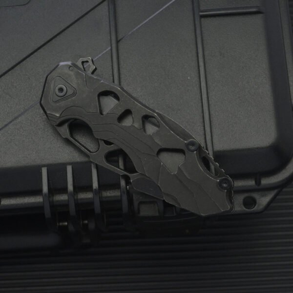D2 Heavy-Duty Knife