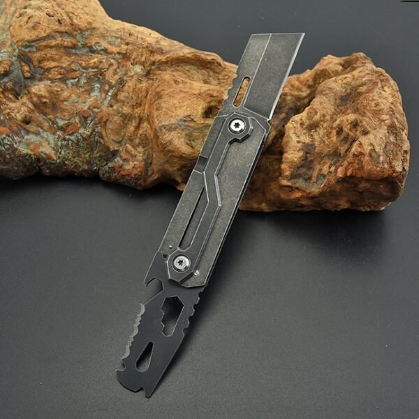 Multifunctional Folding Knife