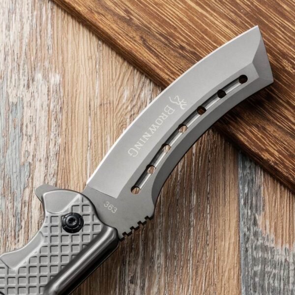 Curved Blade Knife