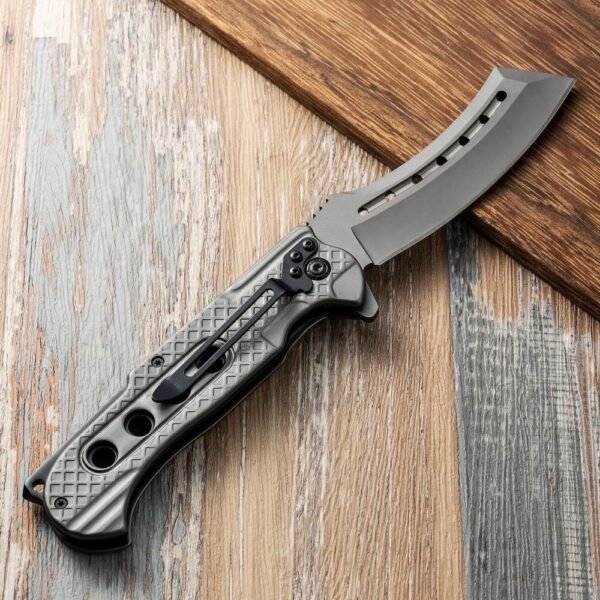 Curved Blade Knife